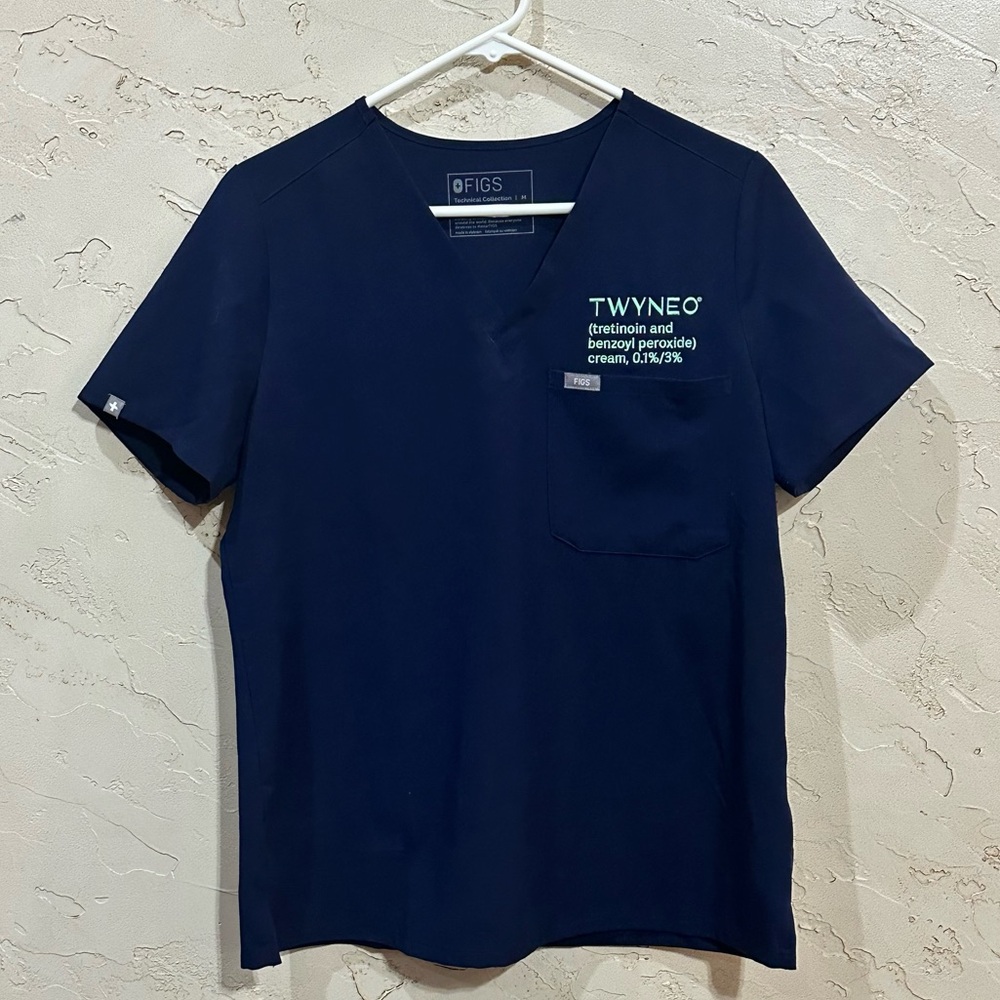 Figs Blue Scrub Top size Medium